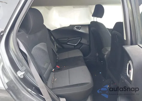 2021 Kia Soul S z USA, uszkodzony, nr VIN KNDJ23AU9M7750480